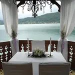 ホテル Schlossvilla Miralago 4*