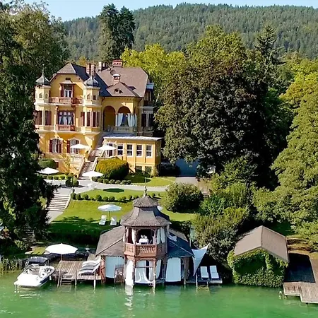Schlossvilla Miralago ホテル Pörtschach am Wörthersee