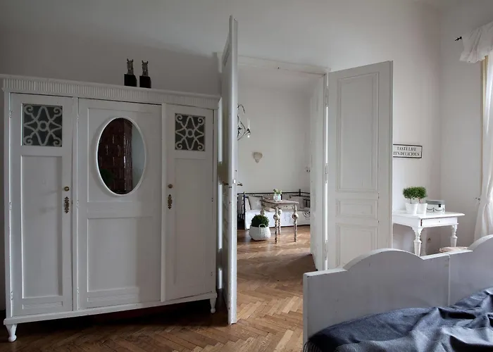 Schlossvilla Miralago 4*